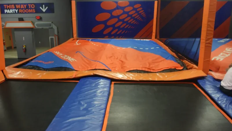 How much does it cost to build a trampoline park